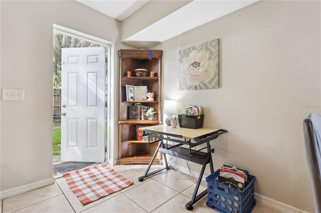 For Sale: $250,000 (3 beds, 2 baths, 1080 Square Feet)