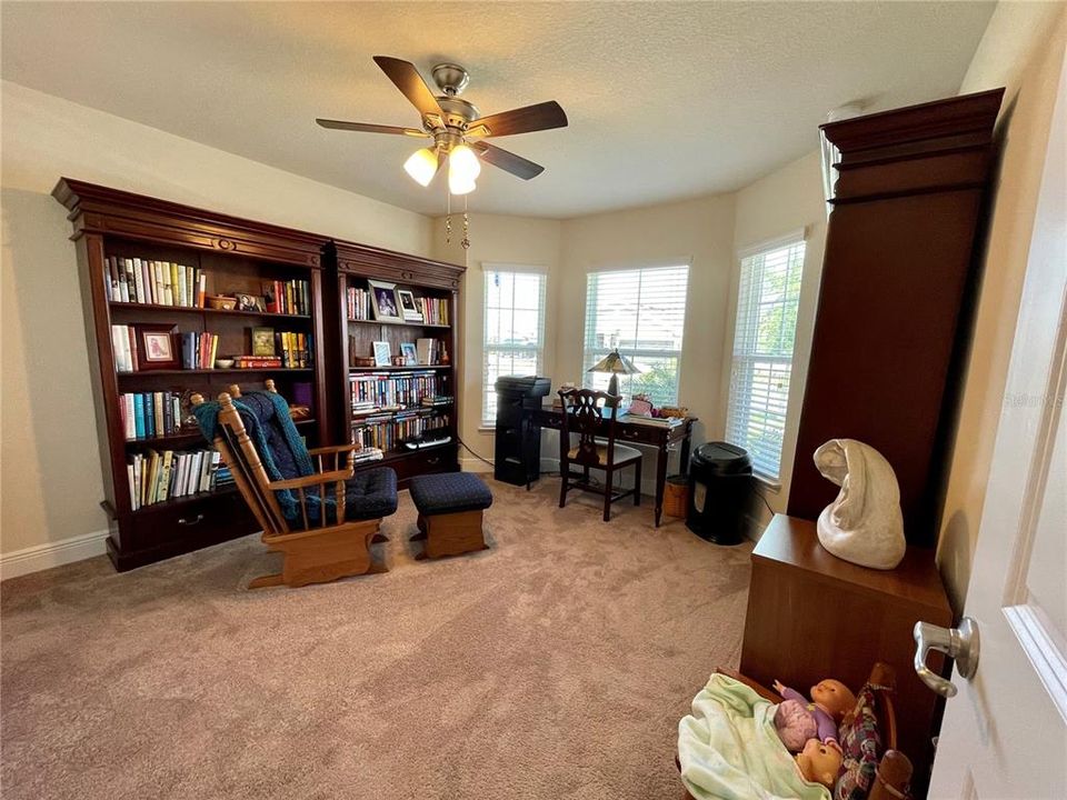 For Rent: $2,250 (3 beds, 2 baths, 1500 Square Feet)