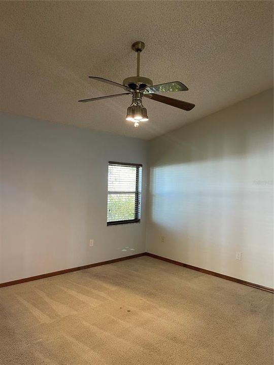 For Rent: $2,195 (3 beds, 2 baths, 1598 Square Feet)