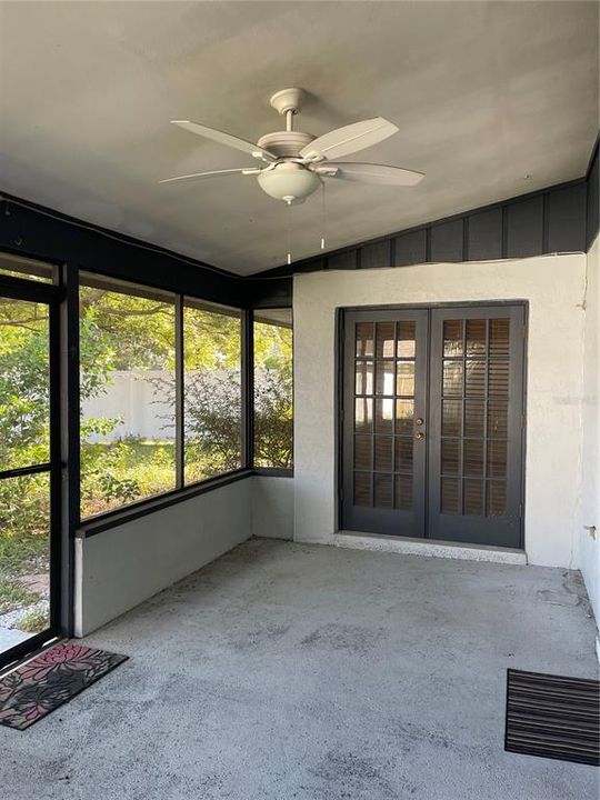 For Rent: $2,195 (3 beds, 2 baths, 1598 Square Feet)