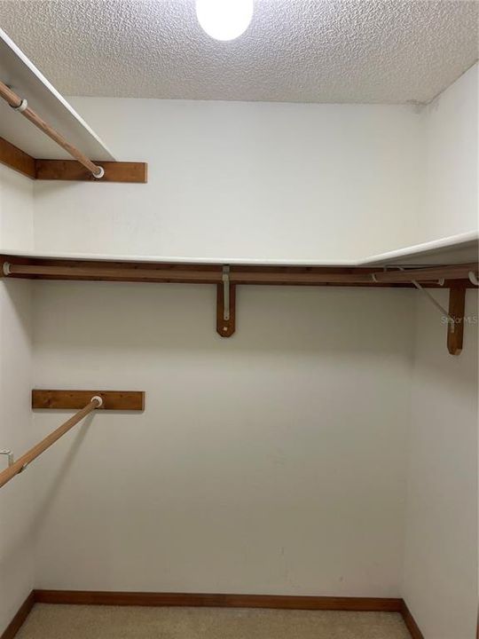 For Rent: $2,195 (3 beds, 2 baths, 1598 Square Feet)