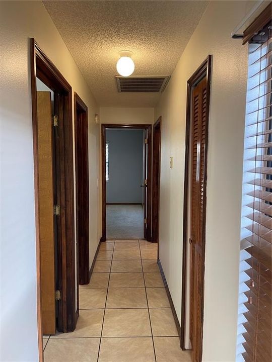 For Rent: $2,195 (3 beds, 2 baths, 1598 Square Feet)