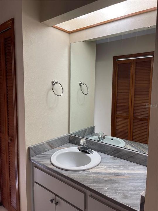 For Rent: $2,195 (3 beds, 2 baths, 1598 Square Feet)