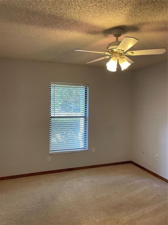 For Rent: $2,195 (3 beds, 2 baths, 1598 Square Feet)