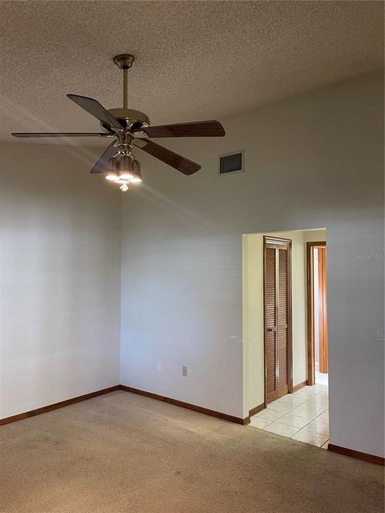 For Rent: $2,195 (3 beds, 2 baths, 1598 Square Feet)
