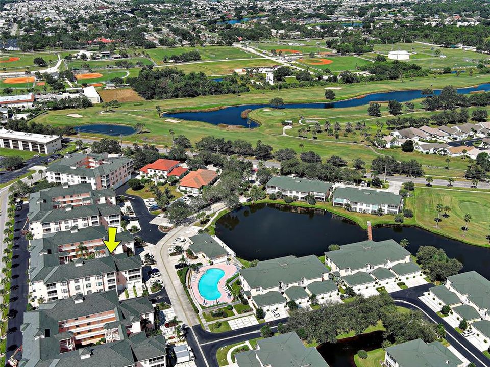 合同活跃: $295,000 (2 贝兹, 2 浴室, 1358 平方英尺)