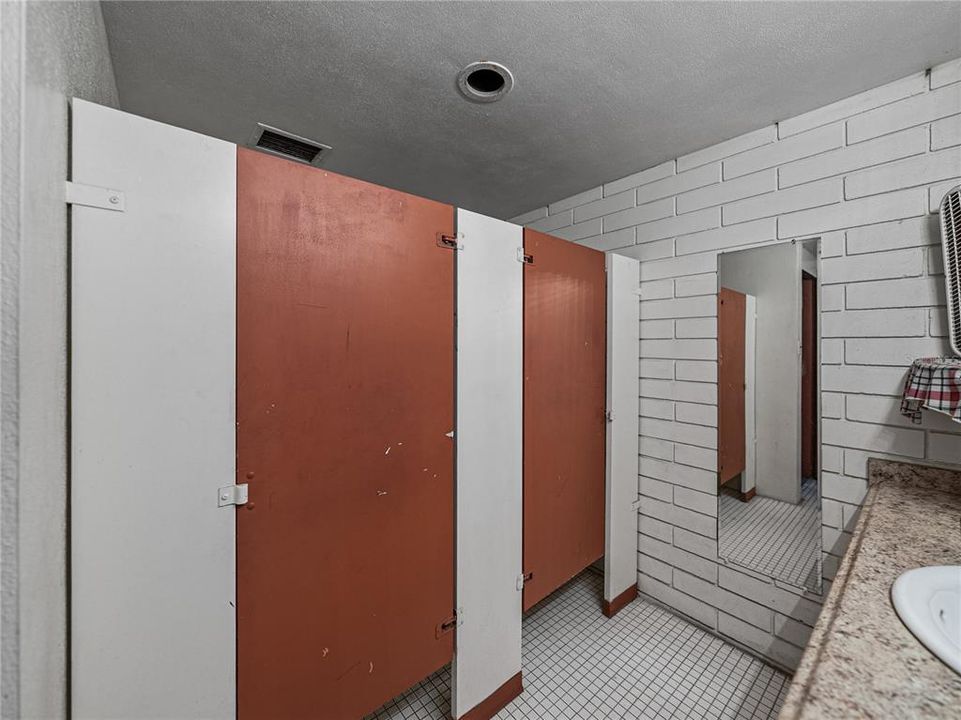 待售: $1,900,000 (0 贝兹, 0 浴室, 18278 平方英尺)