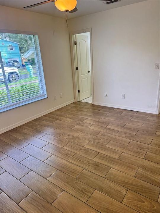 В аренду: $1,850 (2 спален, 2 ванн, 1200 Квадратных фут)