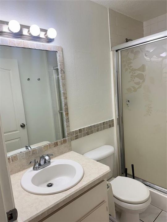 В аренду: $1,850 (2 спален, 2 ванн, 1200 Квадратных фут)