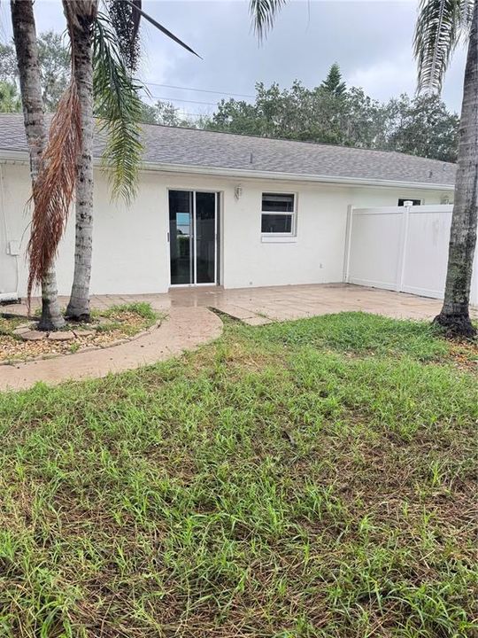 В аренду: $1,850 (2 спален, 2 ванн, 1200 Квадратных фут)