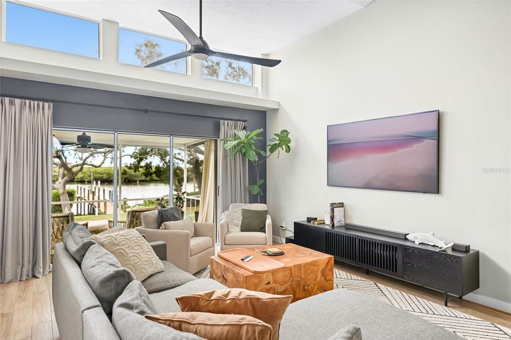 For Sale: $1,150,000 (3 beds, 2 baths, 1648 Square Feet)