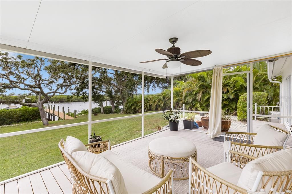 For Sale: $1,150,000 (3 beds, 2 baths, 1648 Square Feet)