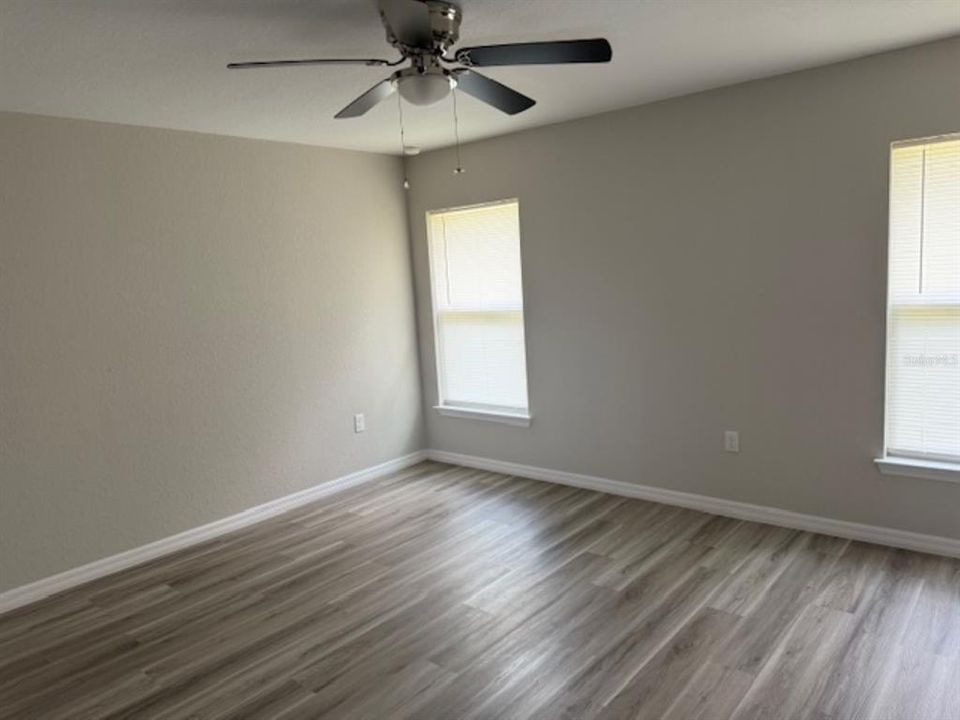 En Venta: $219,000 (3 camas, 2 baños, 1696 Pies cuadrados)