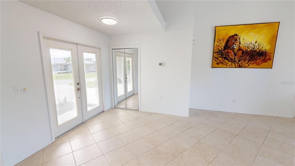 For Sale: $590,000 (3 beds, 2 baths, 2325 Square Feet)