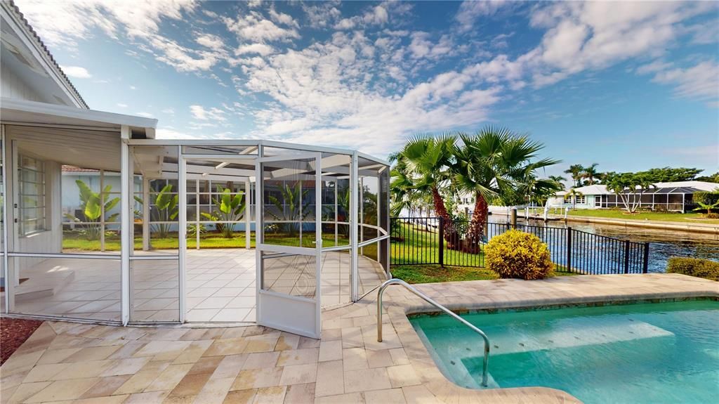 For Sale: $590,000 (3 beds, 2 baths, 2325 Square Feet)