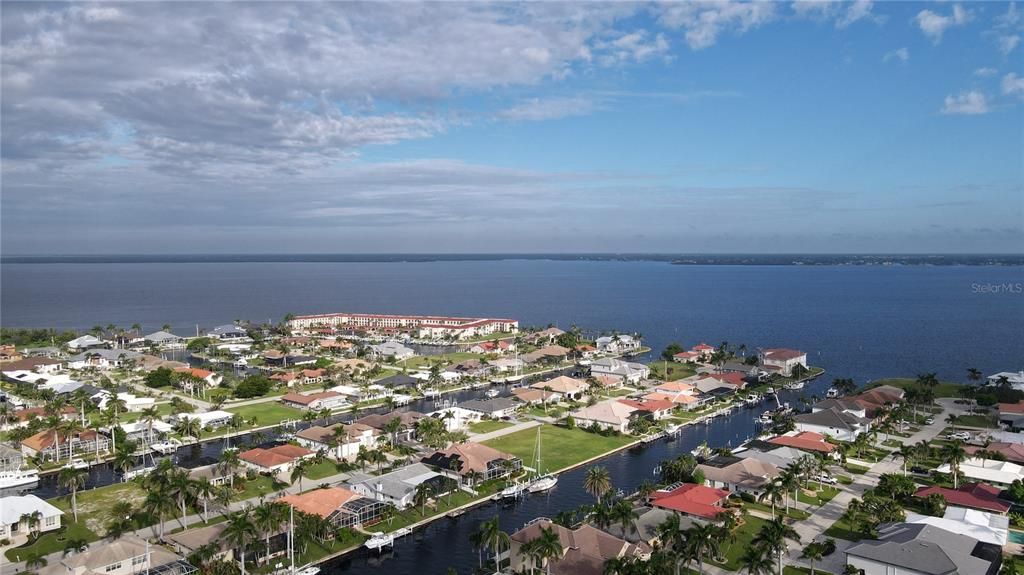 For Sale: $590,000 (3 beds, 2 baths, 2325 Square Feet)