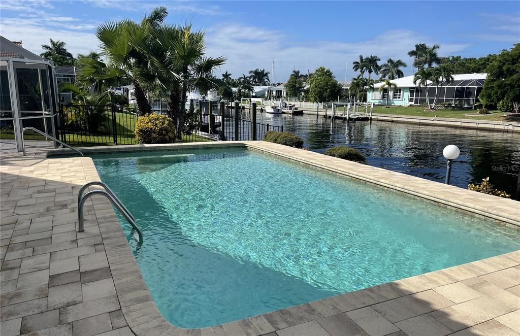 For Sale: $590,000 (3 beds, 2 baths, 2325 Square Feet)