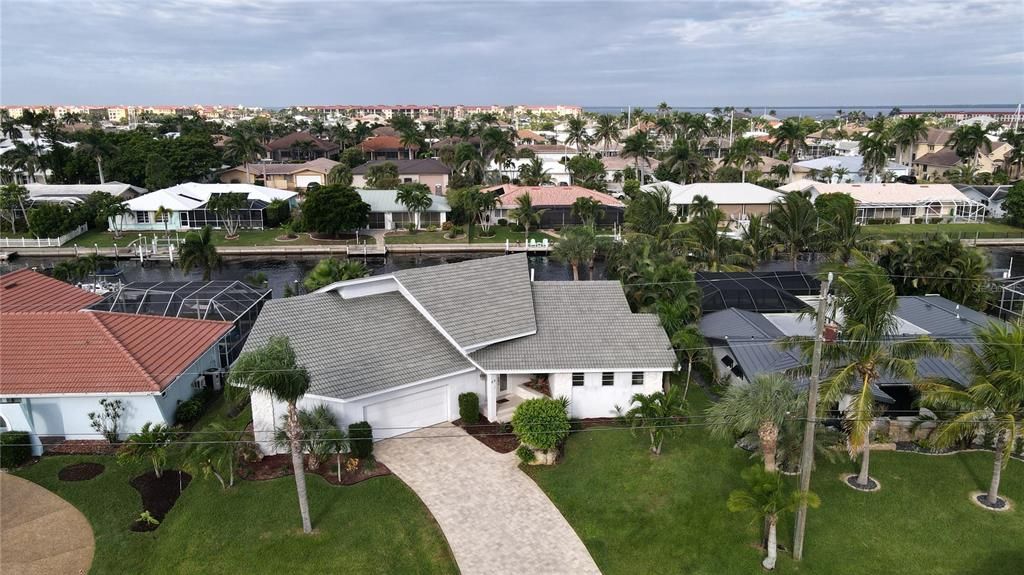 For Sale: $590,000 (3 beds, 2 baths, 2325 Square Feet)