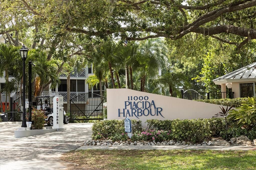 待售: $995,000 (3 贝兹, 3 浴室, 2085 平方英尺)