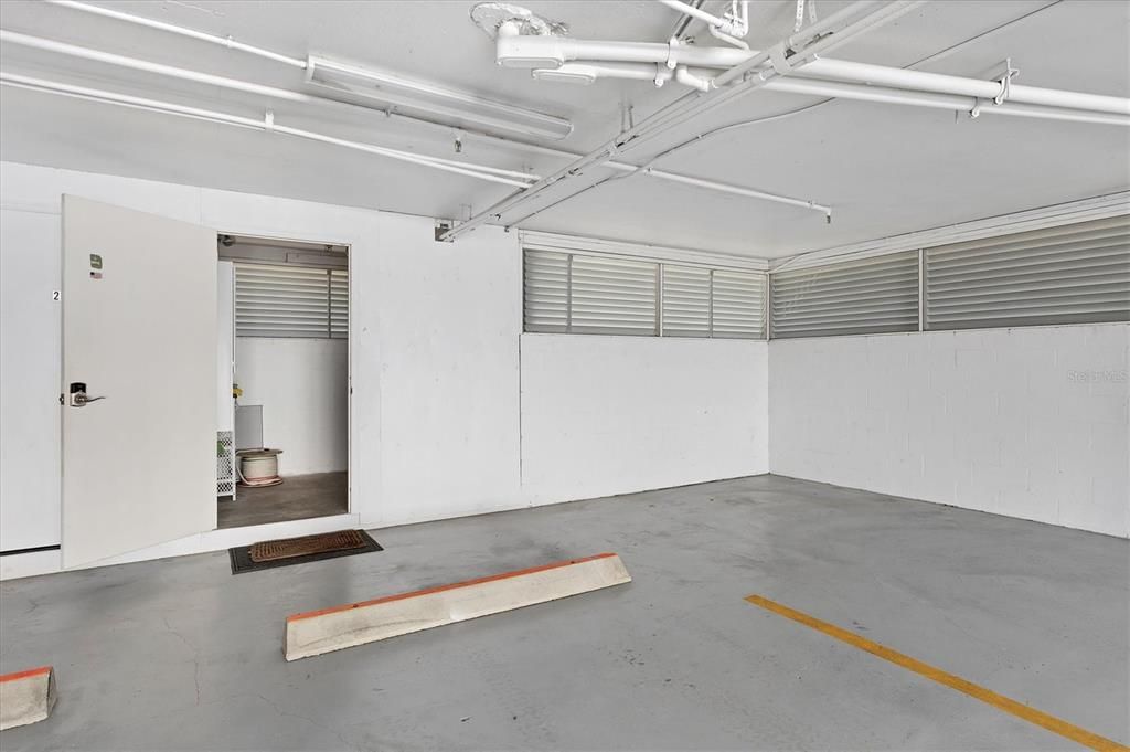 待售: $995,000 (3 贝兹, 3 浴室, 2085 平方英尺)