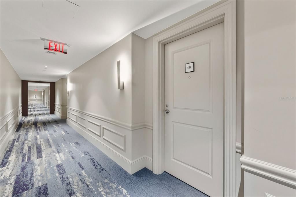 Под контрактом: $900,000 (2 спален, 2 ванн, 1626 Квадратных фут)