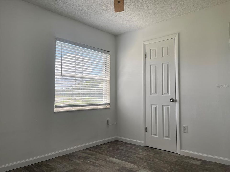 Active With Contract: $2,275 (3 beds, 2 baths, 1223 Square Feet)