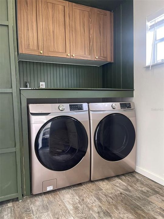 Active With Contract: $2,275 (3 beds, 2 baths, 1223 Square Feet)