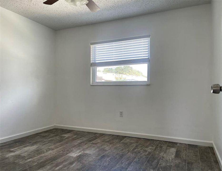 Active With Contract: $2,275 (3 beds, 2 baths, 1223 Square Feet)