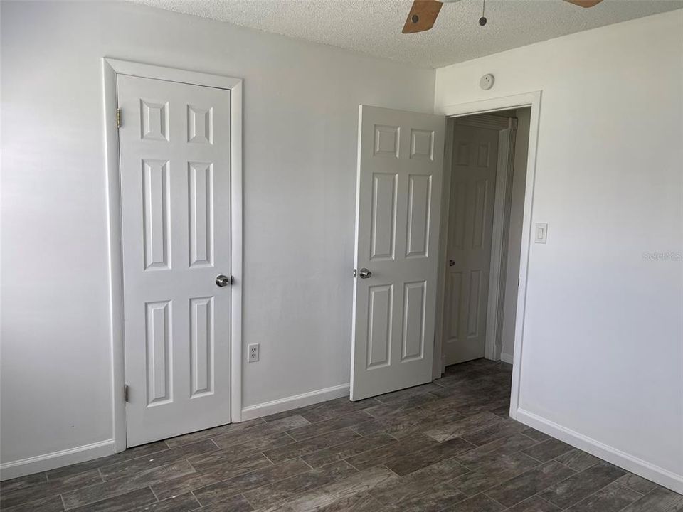 Active With Contract: $2,275 (3 beds, 2 baths, 1223 Square Feet)