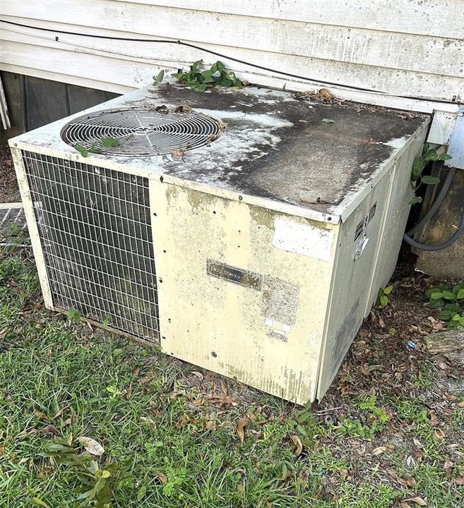 En Venta: $78,000 (3 camas, 2 baños, 1840 Pies cuadrados)