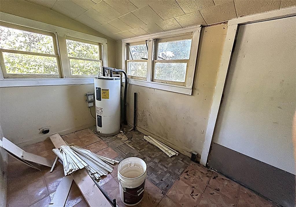 En Venta: $78,000 (3 camas, 2 baños, 1840 Pies cuadrados)