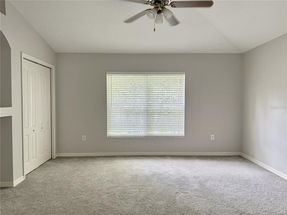 For Sale: $219,000 (2 beds, 2 baths, 1696 Square Feet)