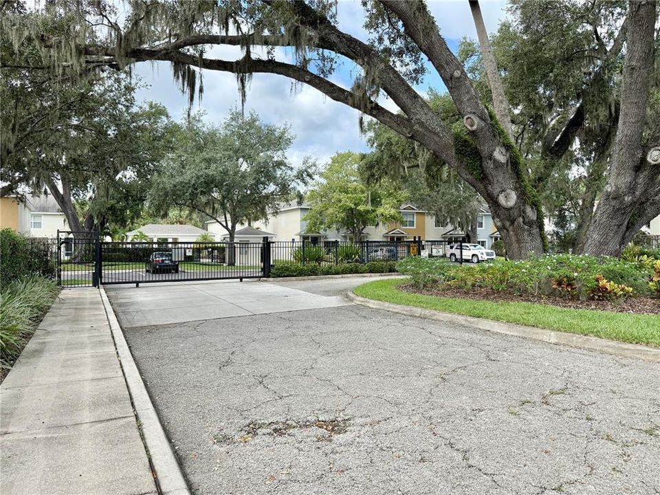 For Sale: $219,000 (2 beds, 2 baths, 1696 Square Feet)