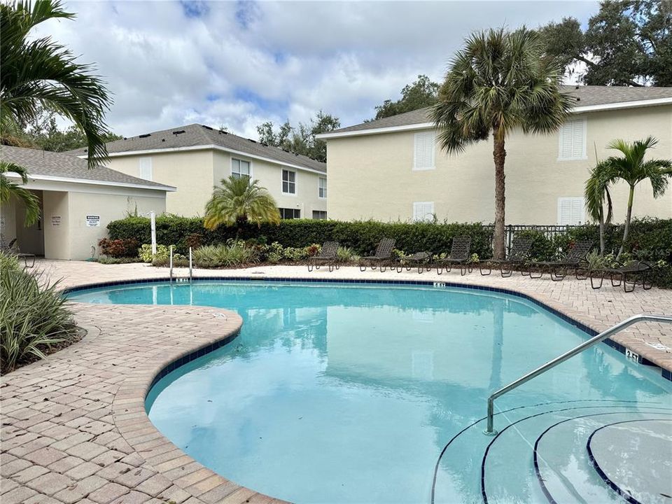 For Sale: $219,000 (2 beds, 2 baths, 1696 Square Feet)