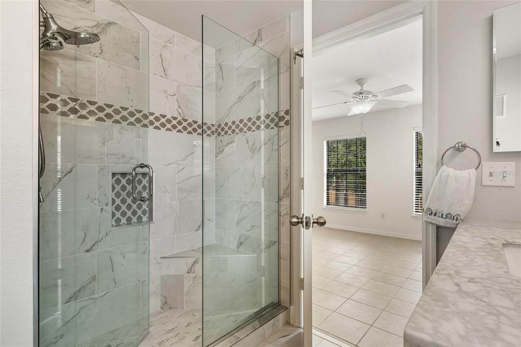 For Sale: $334,900 (2 beds, 2 baths, 1356 Square Feet)