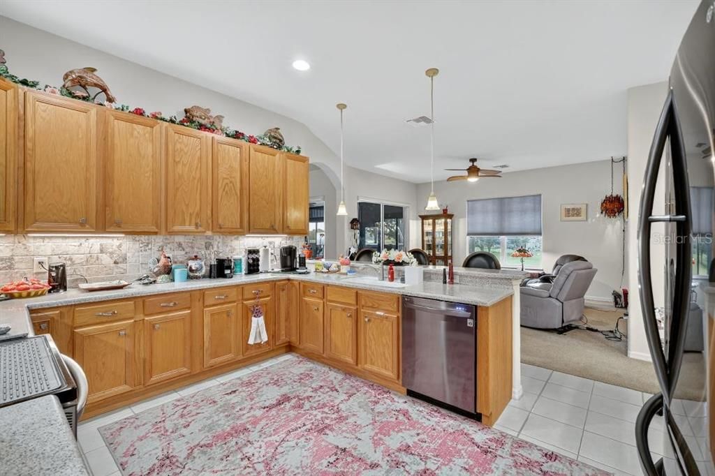For Sale: $474,500 (3 beds, 2 baths, 2664 Square Feet)
