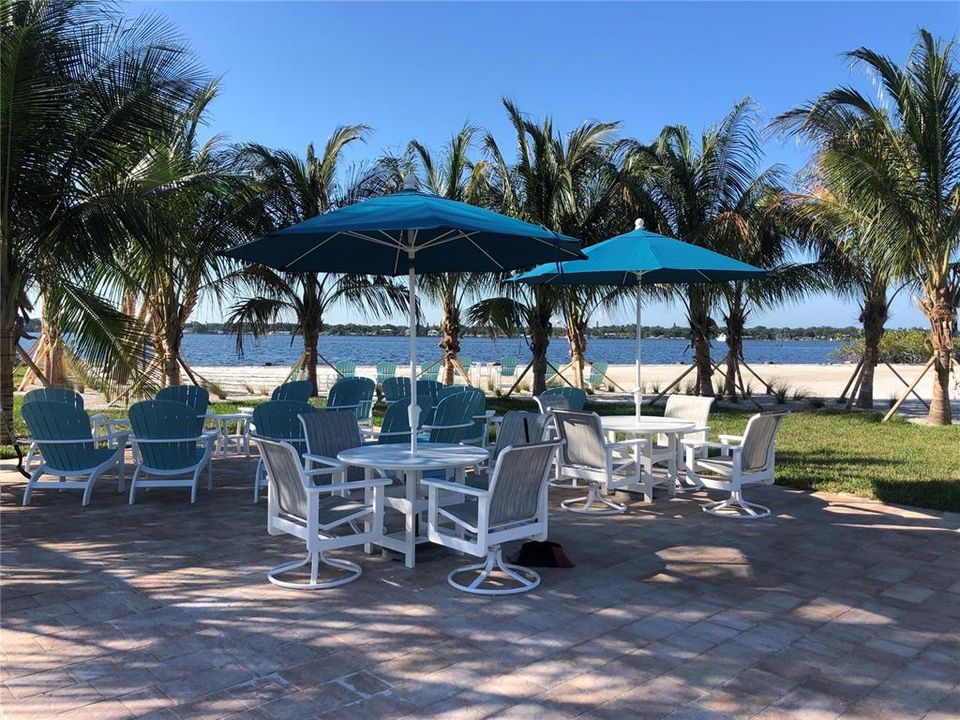 For Sale: $1,549,900 (4 beds, 4 baths, 3016 Square Feet)