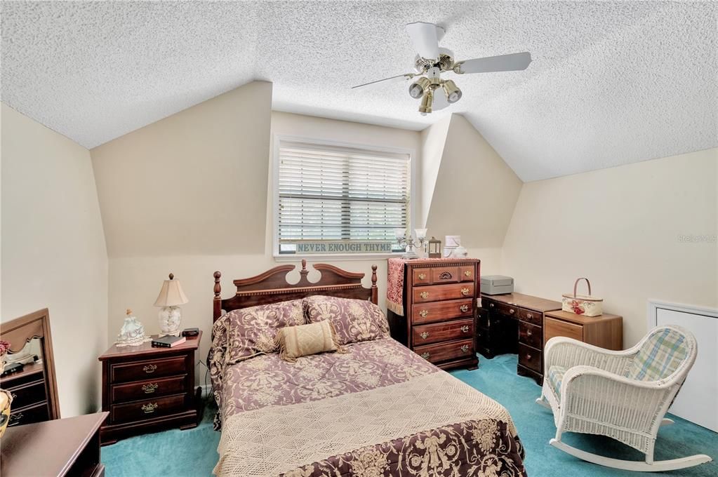 待售: $1,750,000 (6 贝兹, 4 浴室, 5298 平方英尺)