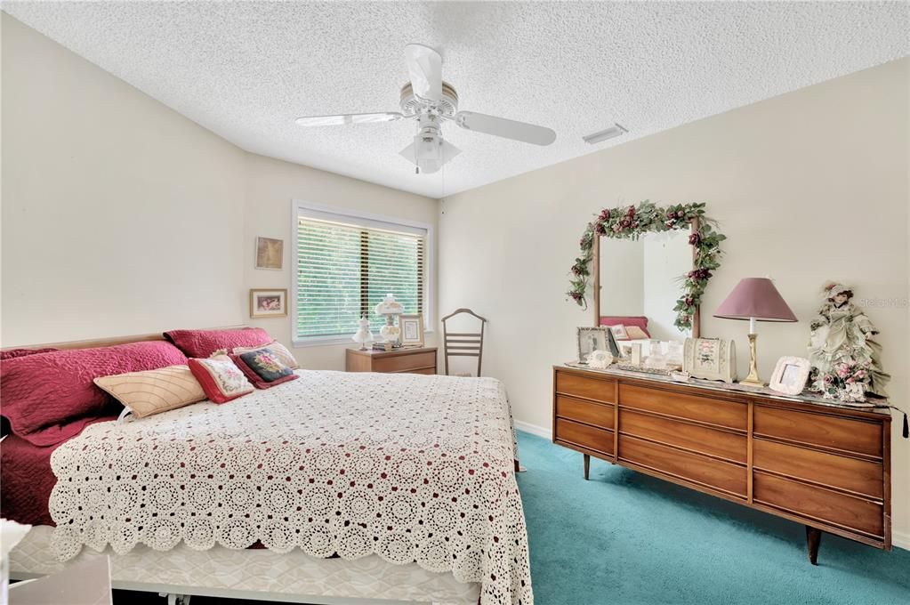 待售: $1,750,000 (6 贝兹, 4 浴室, 5298 平方英尺)