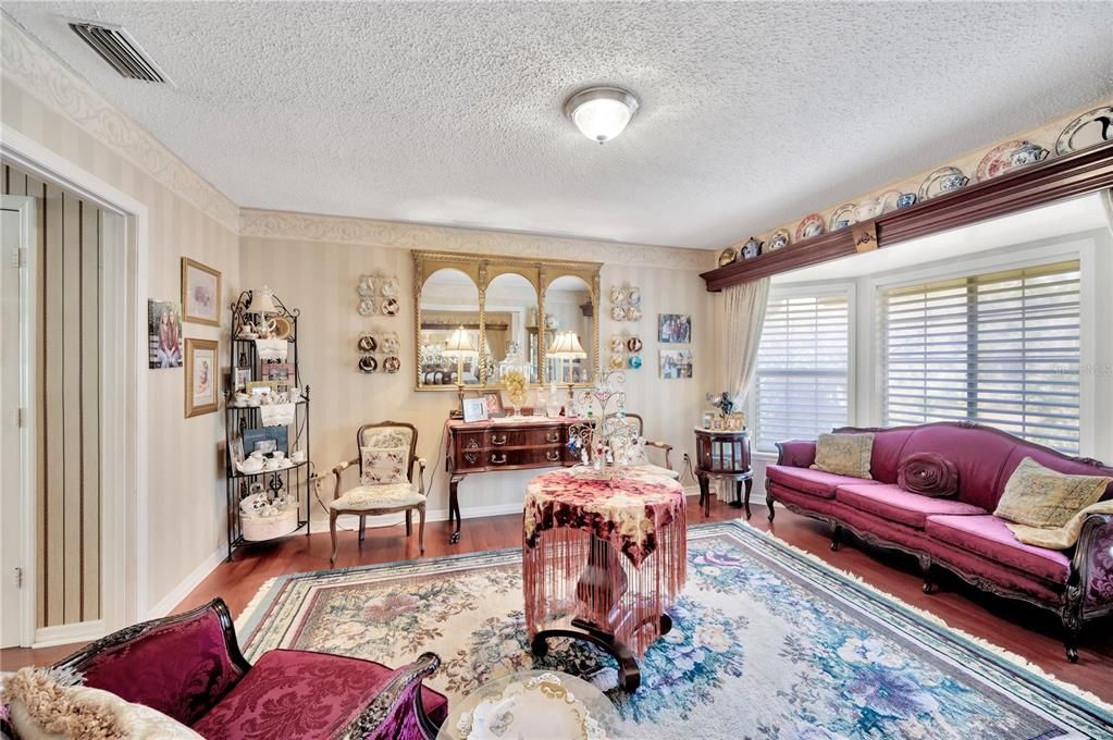 待售: $1,750,000 (6 贝兹, 4 浴室, 5298 平方英尺)