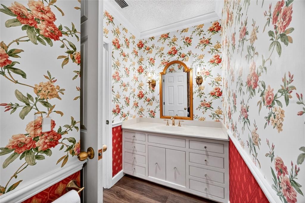 待售: $849,999 (3 贝兹, 2 浴室, 2501 平方英尺)