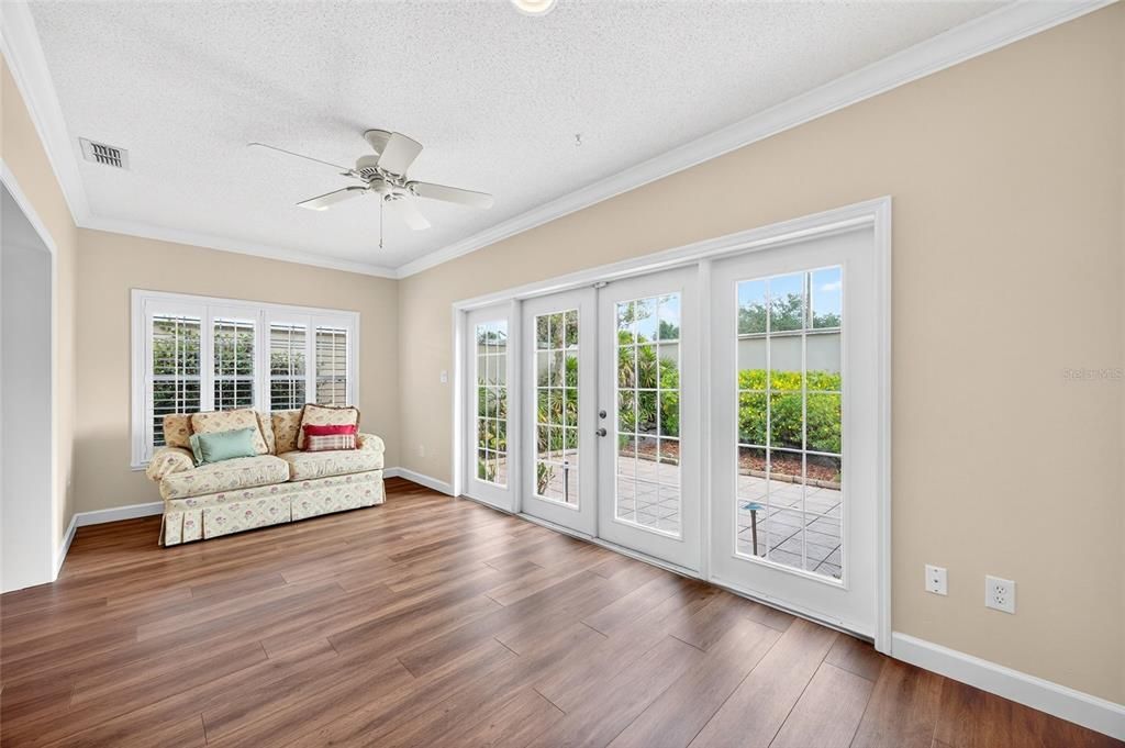 待售: $849,999 (3 贝兹, 2 浴室, 2501 平方英尺)