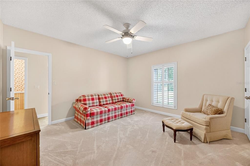 待售: $849,999 (3 贝兹, 2 浴室, 2501 平方英尺)