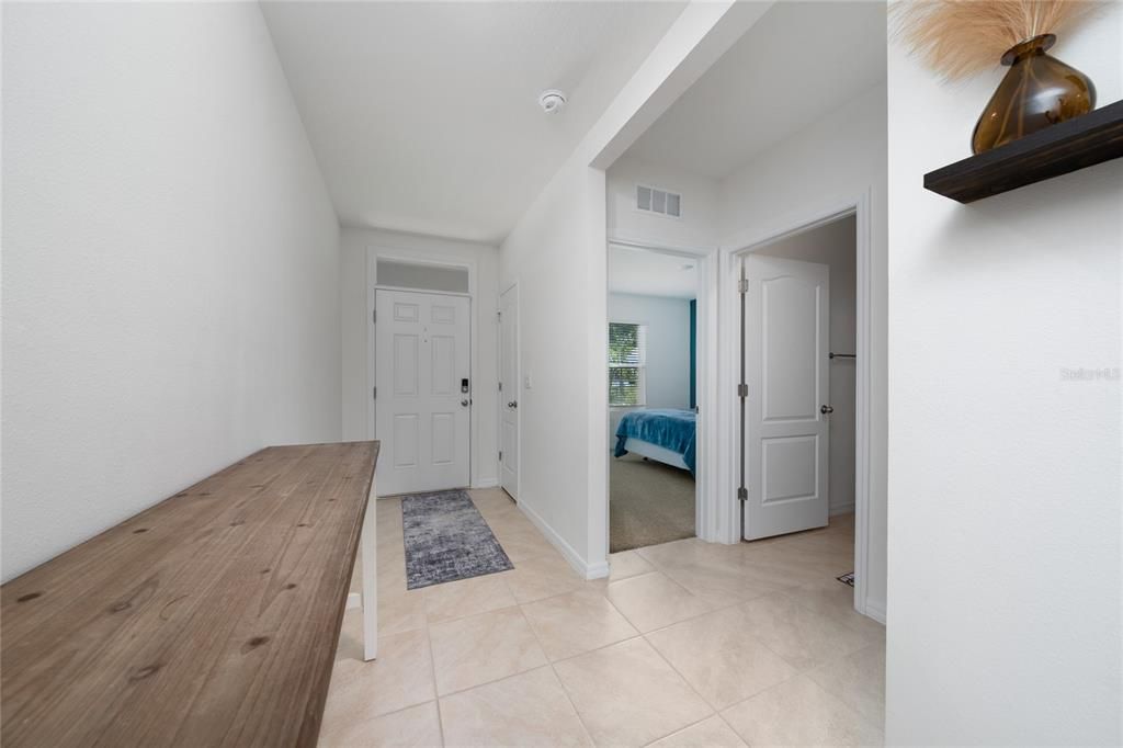 待售: $425,000 (4 贝兹, 2 浴室, 1836 平方英尺)