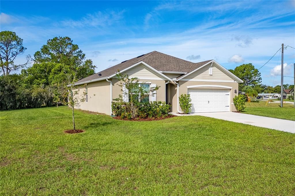 待售: $425,000 (4 贝兹, 2 浴室, 1836 平方英尺)