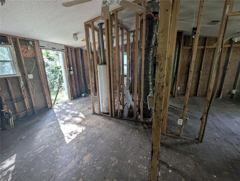 En Venta: $198,000 (3 camas, 2 baños, 864 Pies cuadrados)