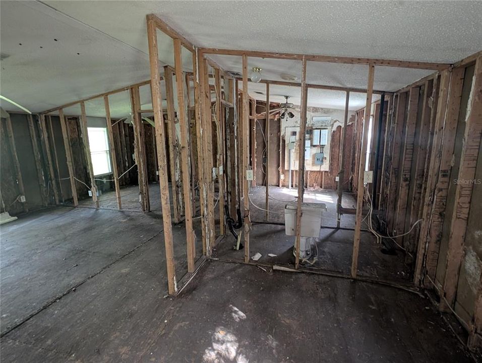 En Venta: $198,000 (3 camas, 2 baños, 864 Pies cuadrados)