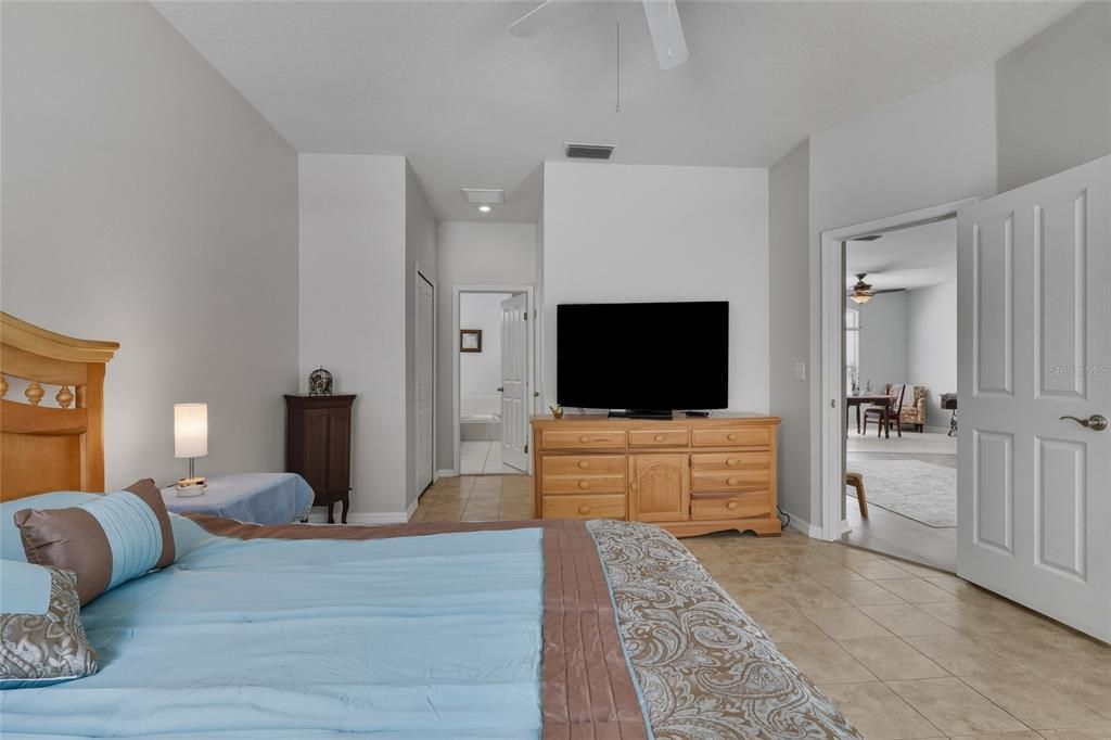 Active With Contract: $529,000 (4 beds, 3 baths, 2429 Square Feet)