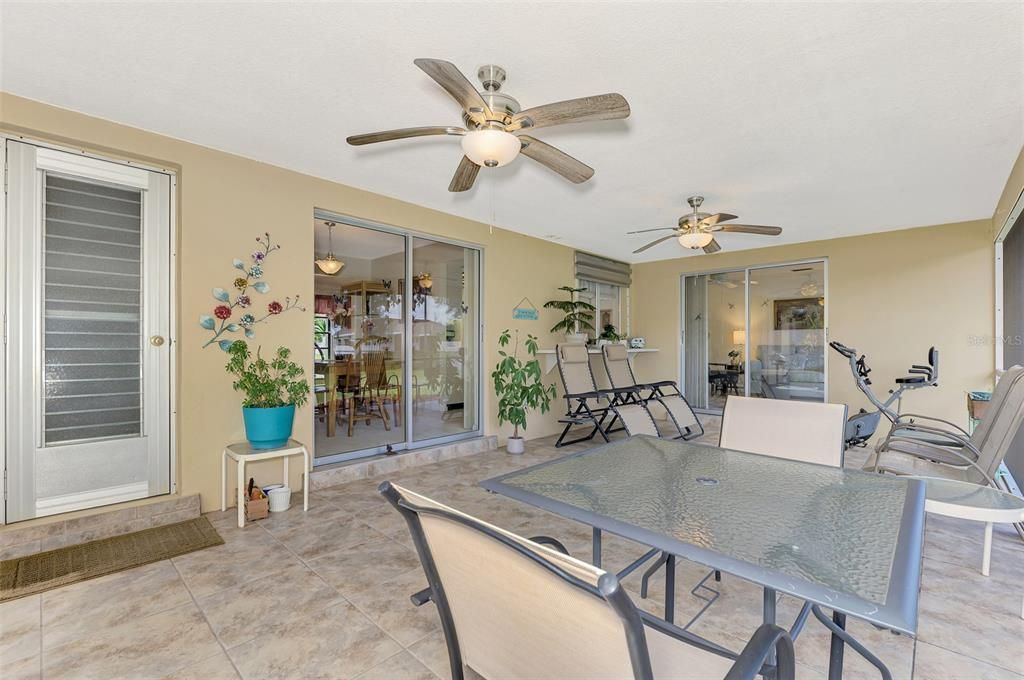 Active With Contract: $239,900 (2 beds, 2 baths, 1507 Square Feet)