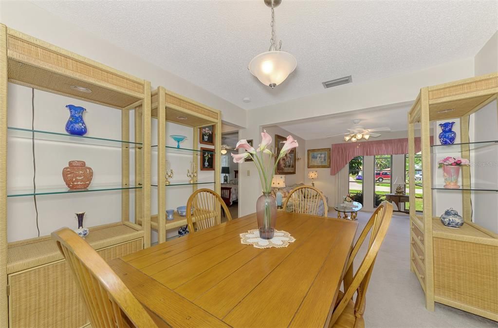 Active With Contract: $239,900 (2 beds, 2 baths, 1507 Square Feet)